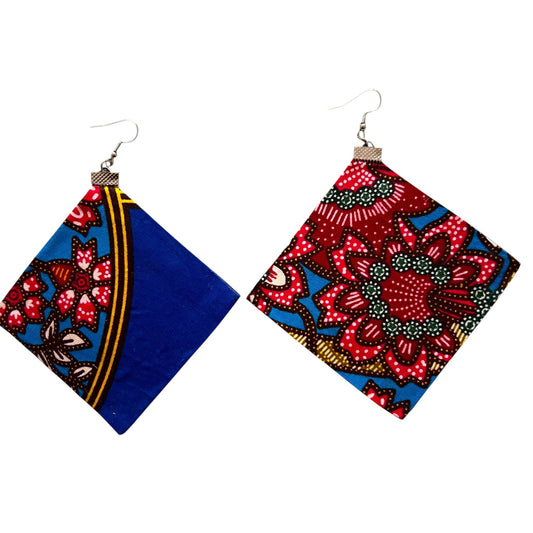 Square Earrings in Dark Floral